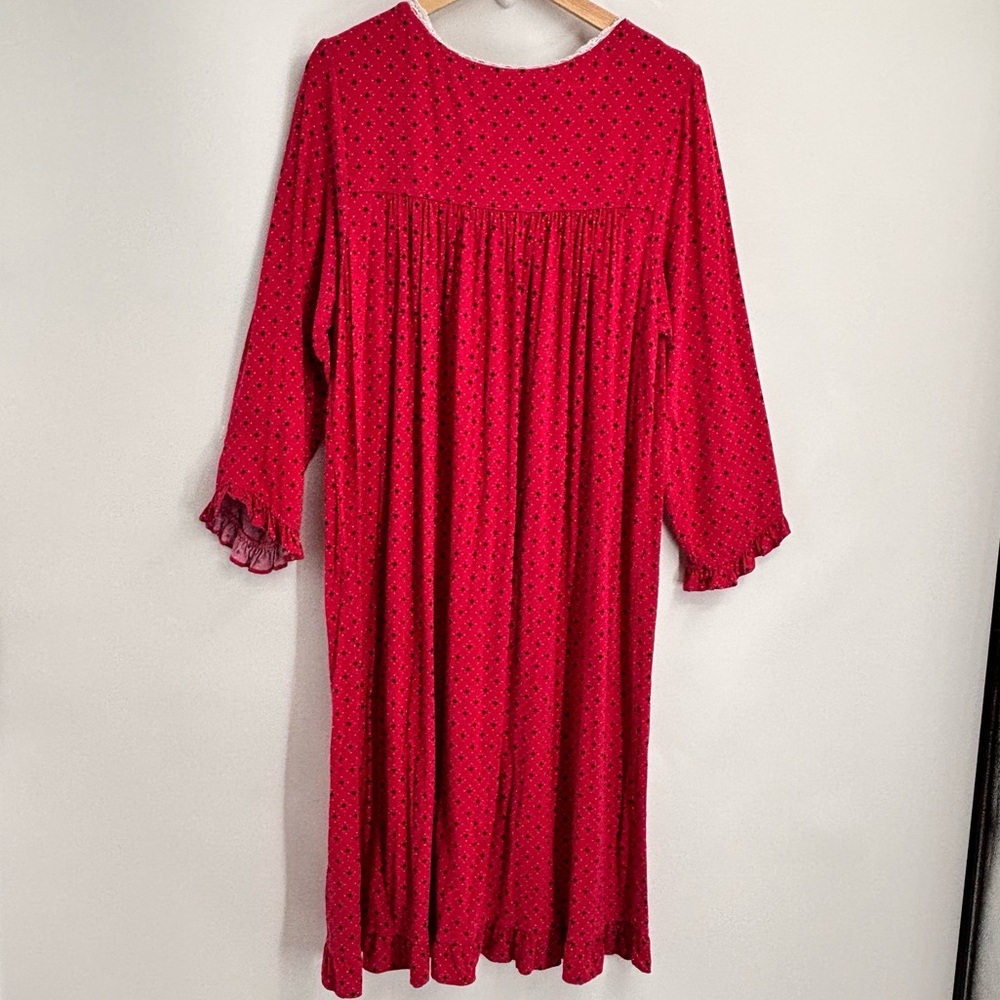 Eileen West long nightgown red white floral lounge with ruffle at sleeves Sz M - Picture 3 of 9
